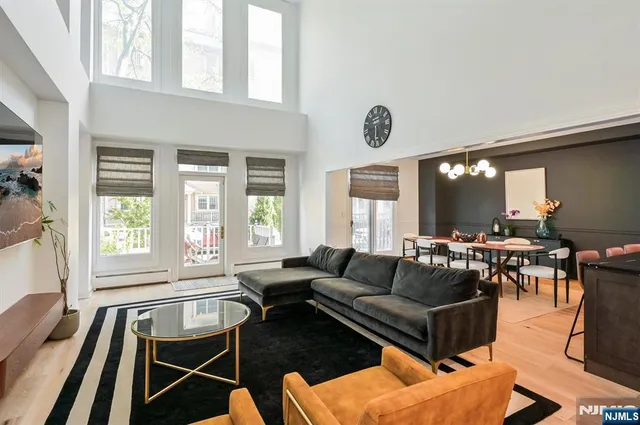 $6,200 | 207 Shearwater Court East, Unit 14, Jersey City, NJ 07305