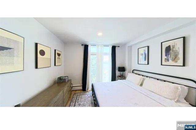 $6,200 | 207 Shearwater Court East, Unit 14, Jersey City, NJ 07305