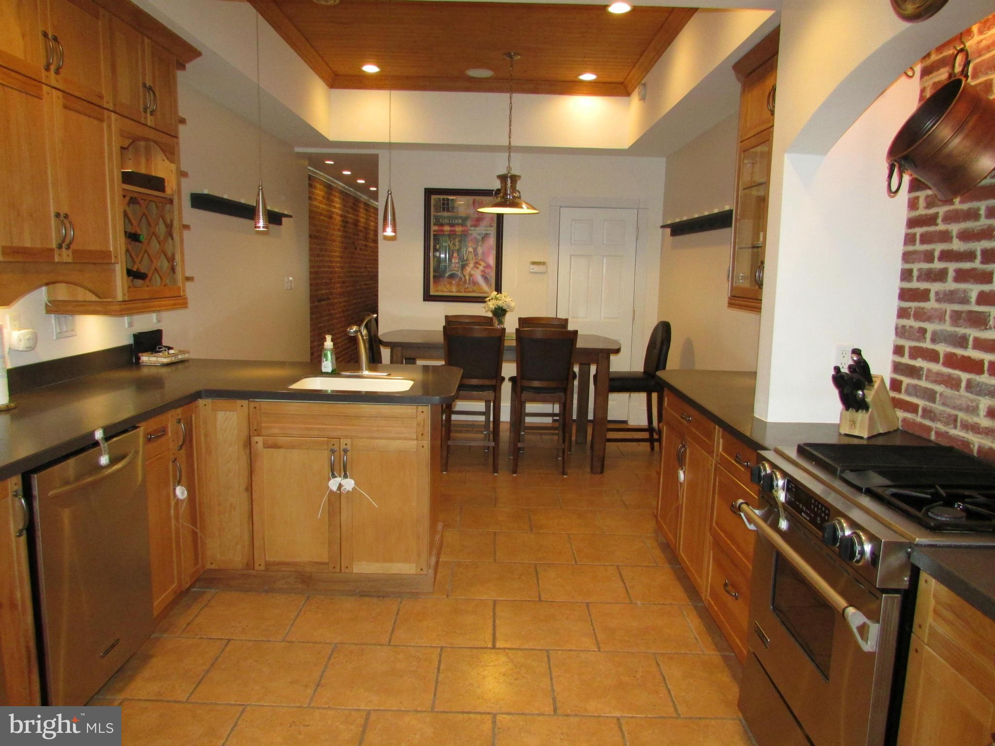 1418 Riverside Avenue Baltimore, MD 21230 - Photo 12 of 30 Kitchen