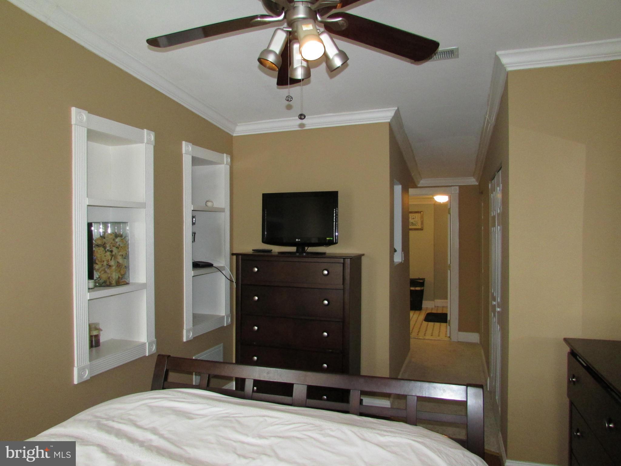 1418 Riverside Avenue Baltimore, MD 21230 - Photo 28 of 30 Bedroom (Master)