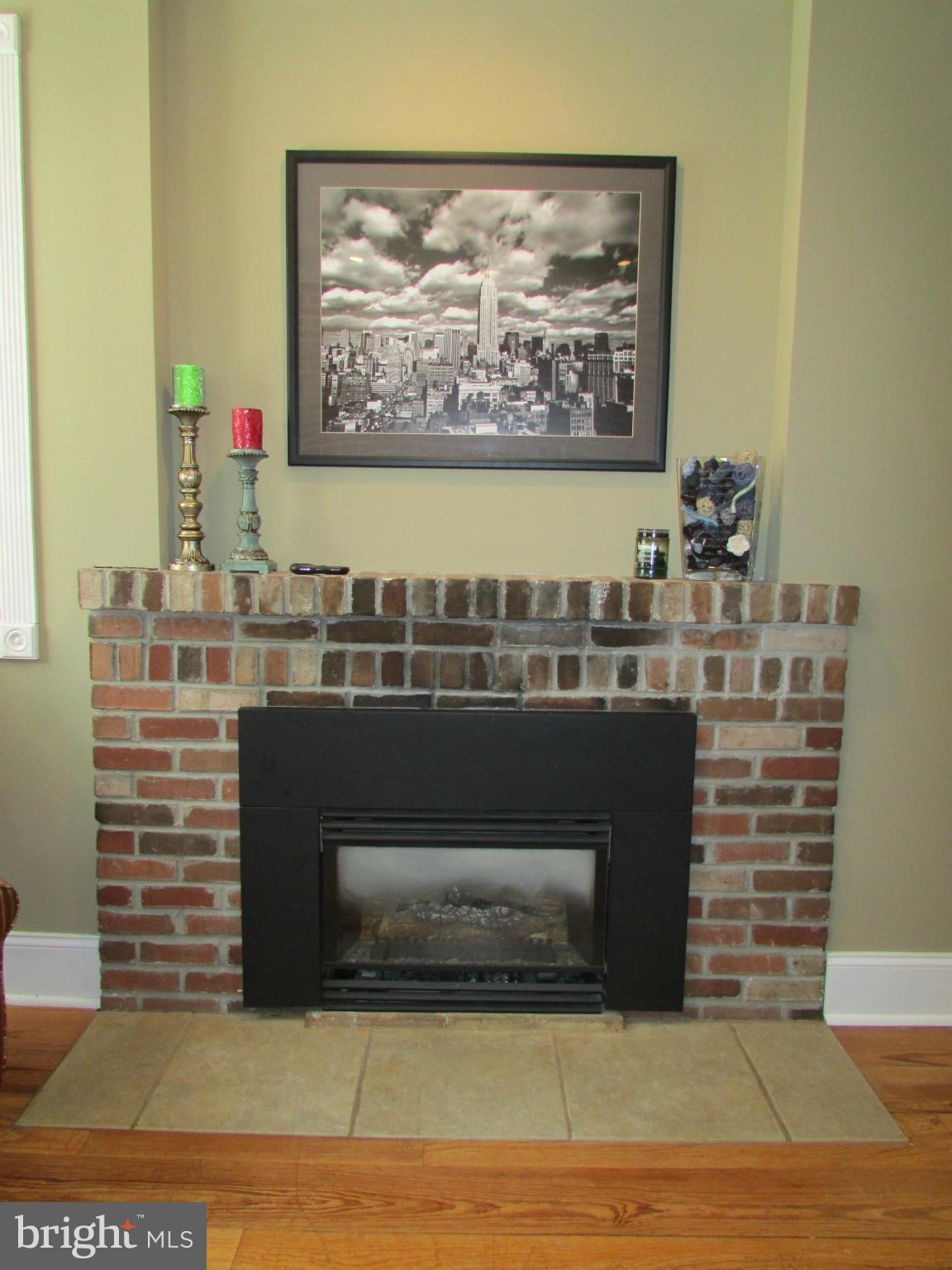 1418 Riverside Avenue Baltimore, MD 21230 - Photo 5 of 30 Electric Fireplace