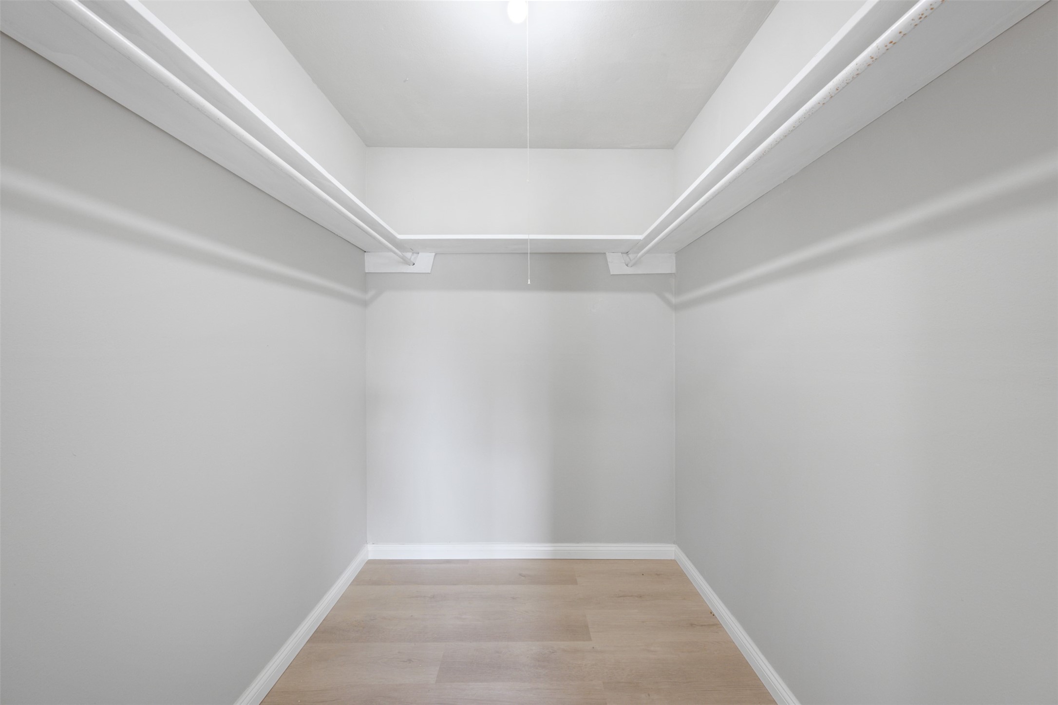 4356 Phlox Street Houston, TX 77051 - Photo 18 of 25 a view of an empty room