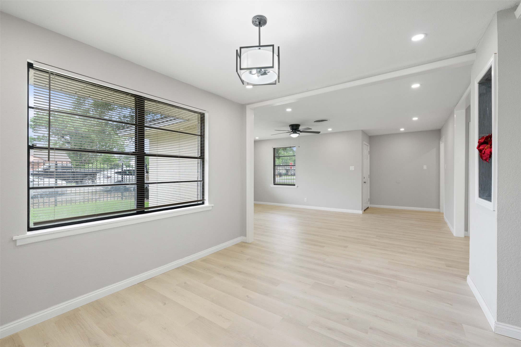 4356 Phlox Street Houston, TX 77051 - Photo 8 of 25 a view of an empty room with a window