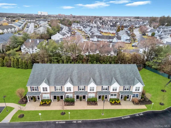 $524,500 | 147 Ashley Court, Central Islip, NY 11722