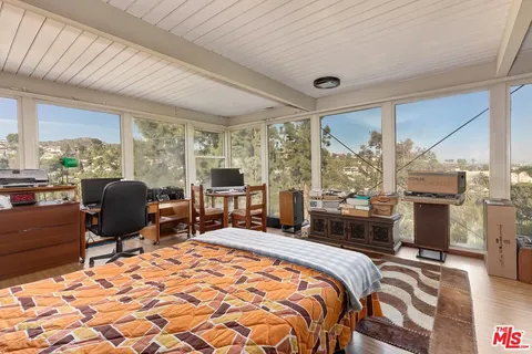 $899,000 | 2274 Vasanta Way, Los Angeles, CA 90068