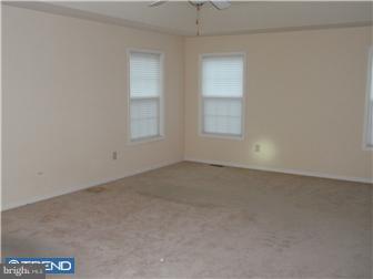 48 River Run Lawnside, NJ 08045 - Photo 7 of 11 Bedroom - Main