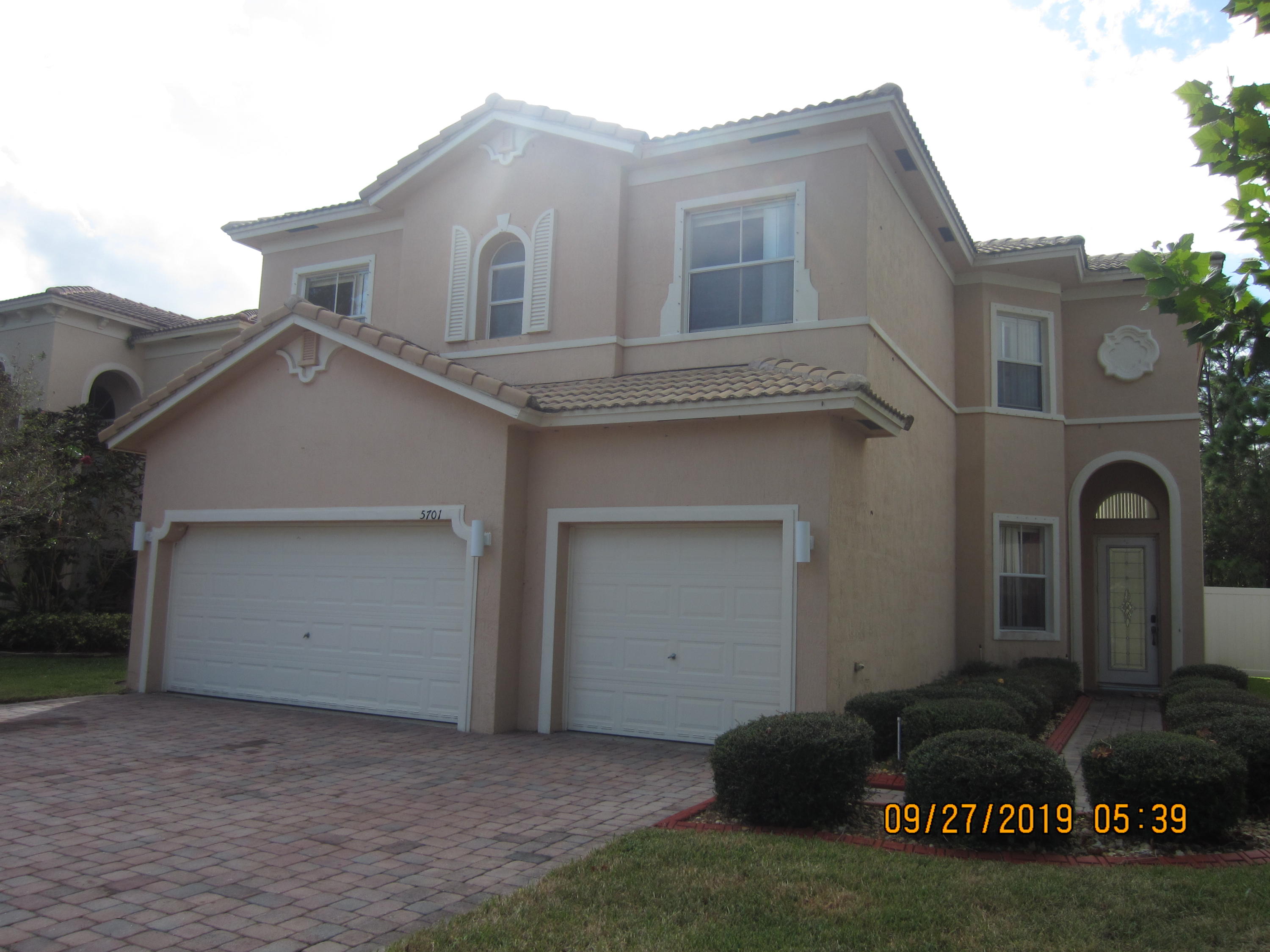 5701 Spanish River Road Fort Pierce, FL 34951 - Photo 2 of 33 Home