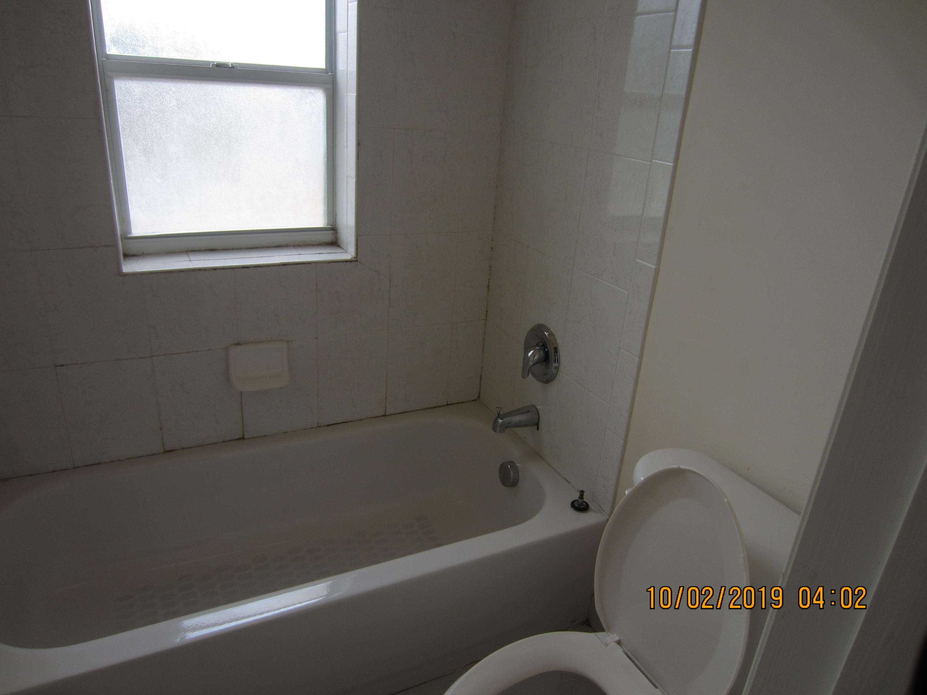 5701 Spanish River Road Fort Pierce, FL 34951 - Photo 21 of 33 Upper Bath