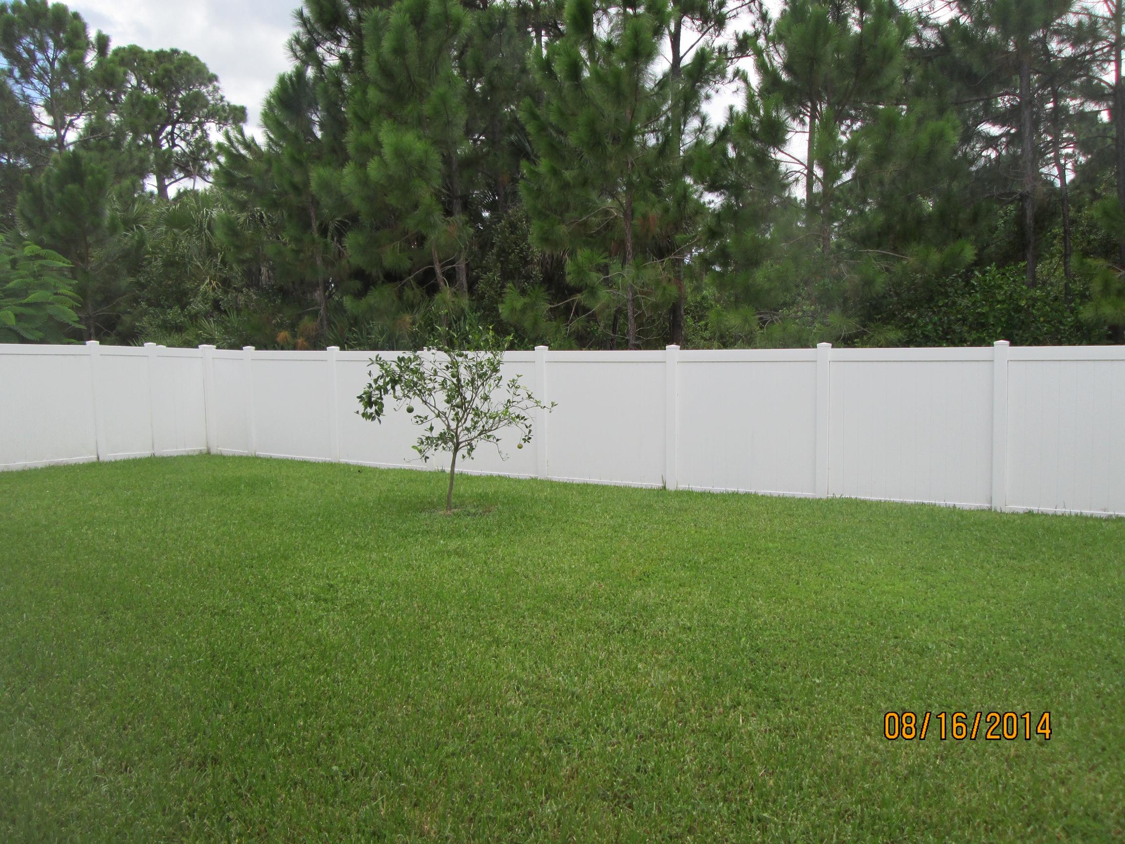 5701 Spanish River Road Fort Pierce, FL 34951 - Photo 23 of 33 Backyard