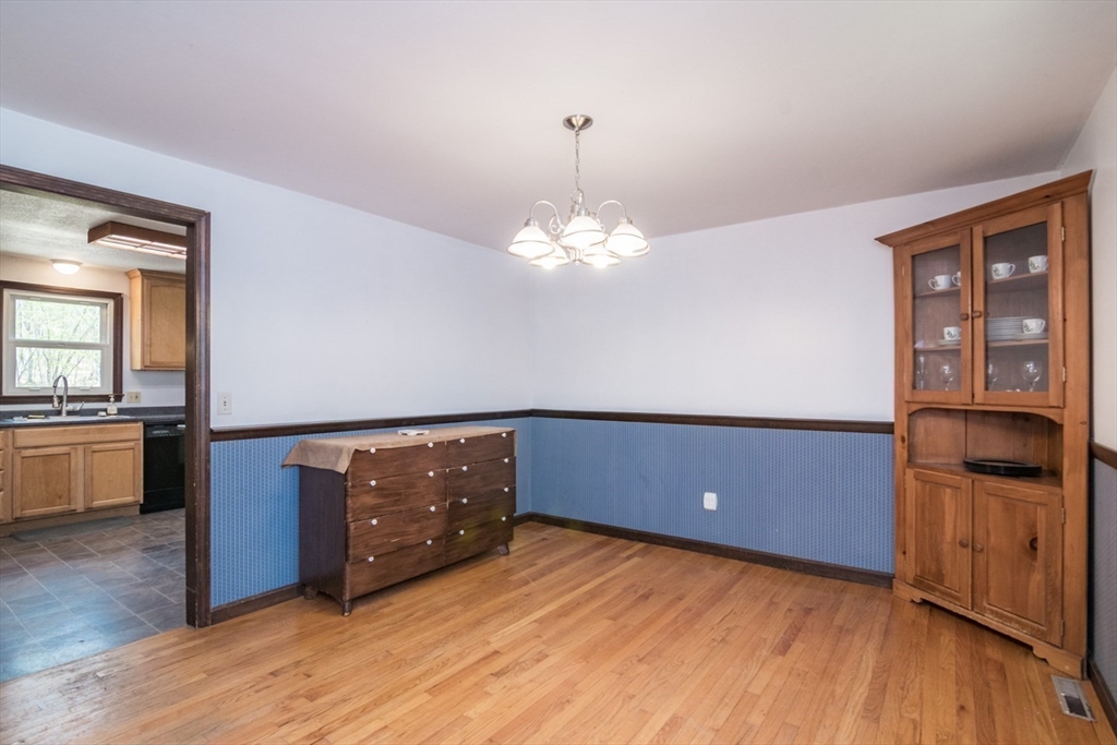 34 Allen Road Belchertown, MA 01007 - Photo 6 of 42 Gallery Image 6