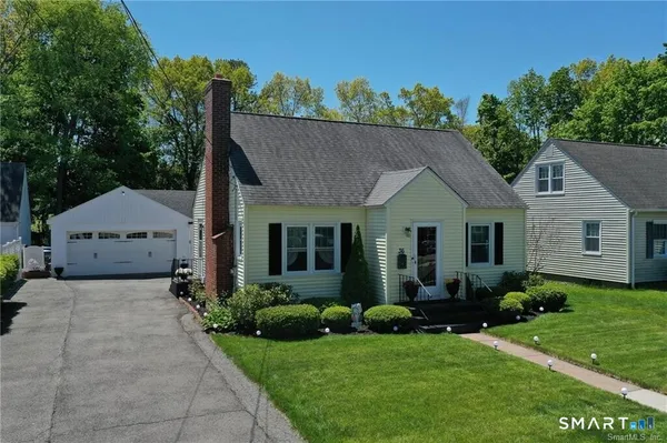 $349,900 | 36 Marshall Road, Manchester, CT 06040