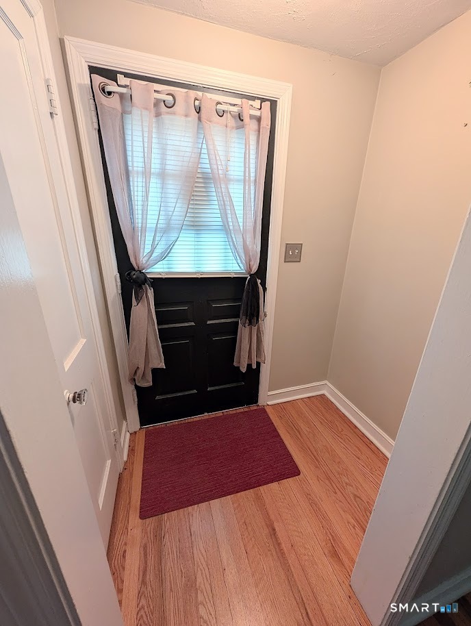 36 Marshall Road Manchester, CT 06040 - Photo 17 of 31