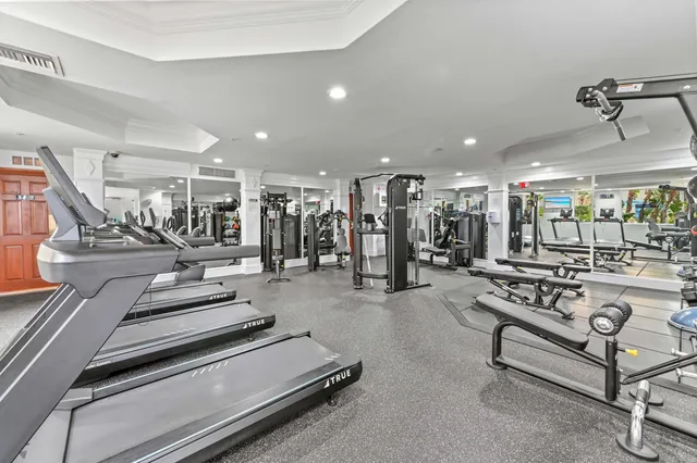 $2,700 | 1803 North Flagler Drive, Unit 204, West Palm Beach, FL 33407