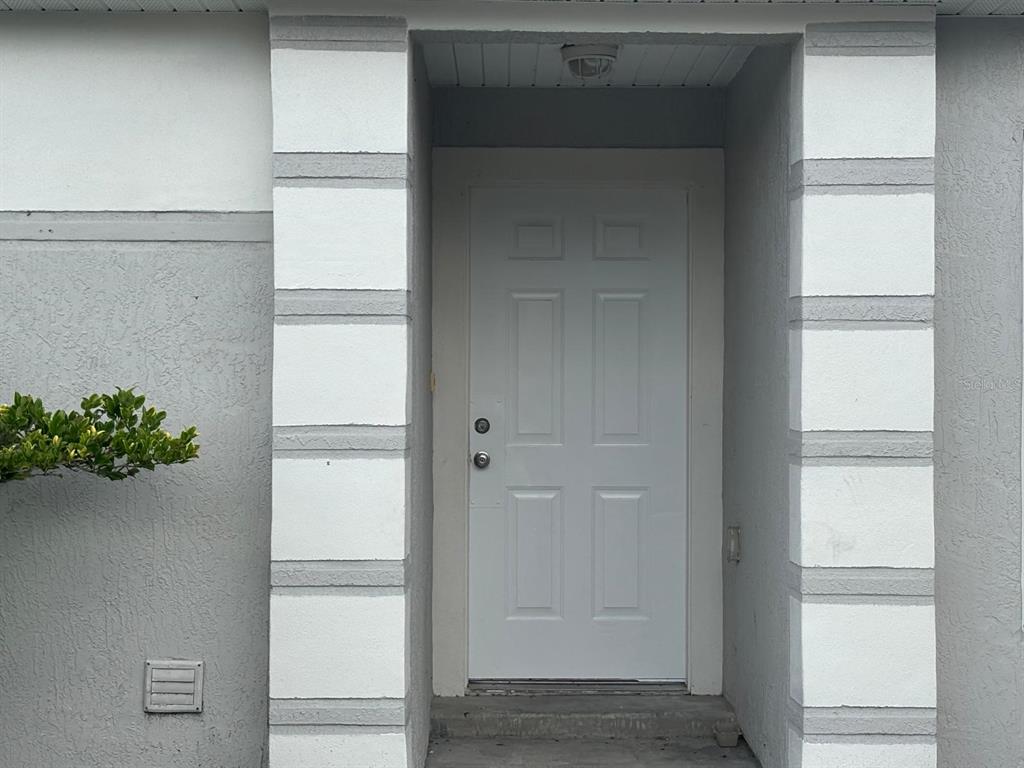 16262 Southwest 29th Court Road Ocala, FL 34473 - Photo 1 of 5 a view of front door