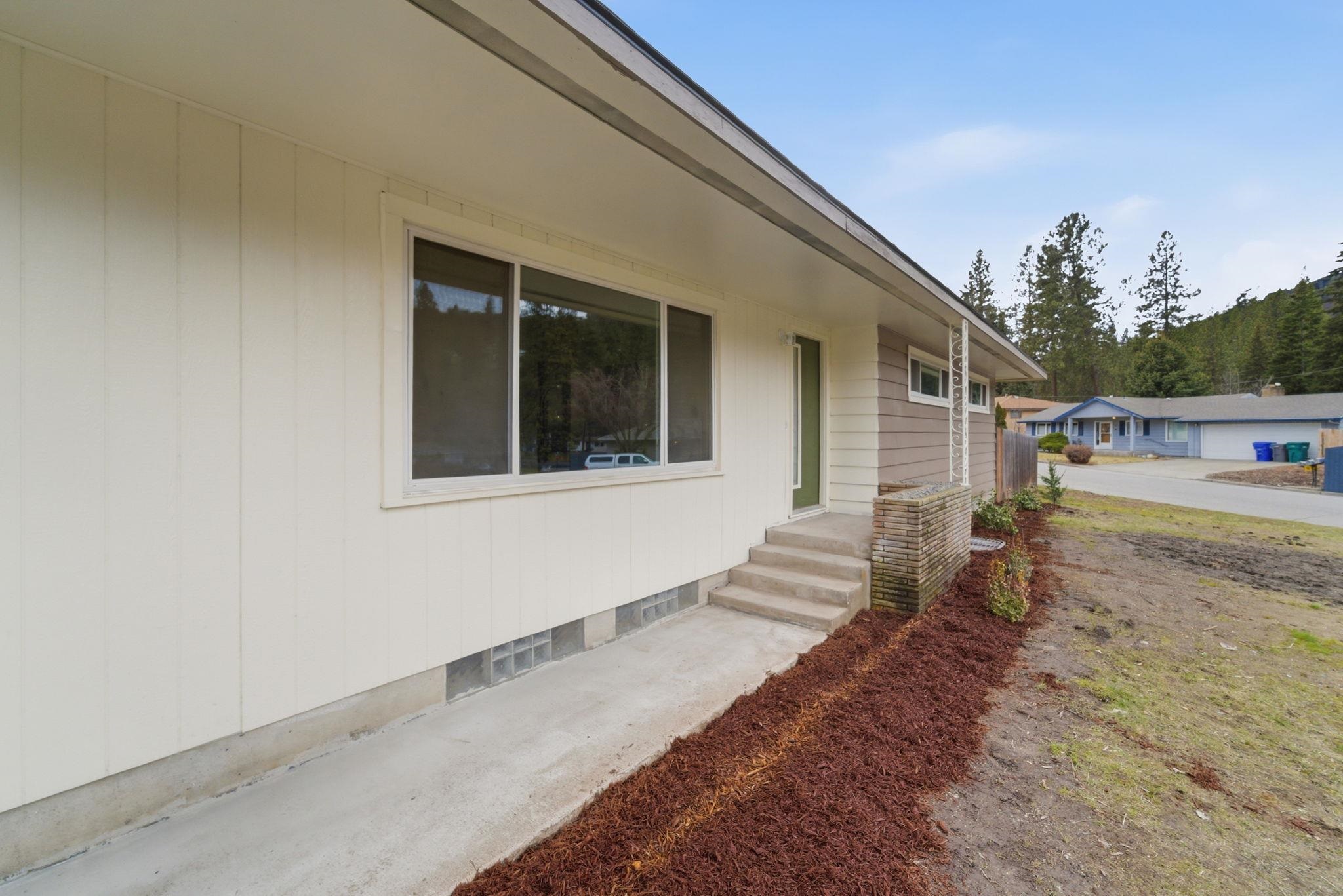 1125 West Warn Way Spokane, WA 99208 - Photo 2 of 45