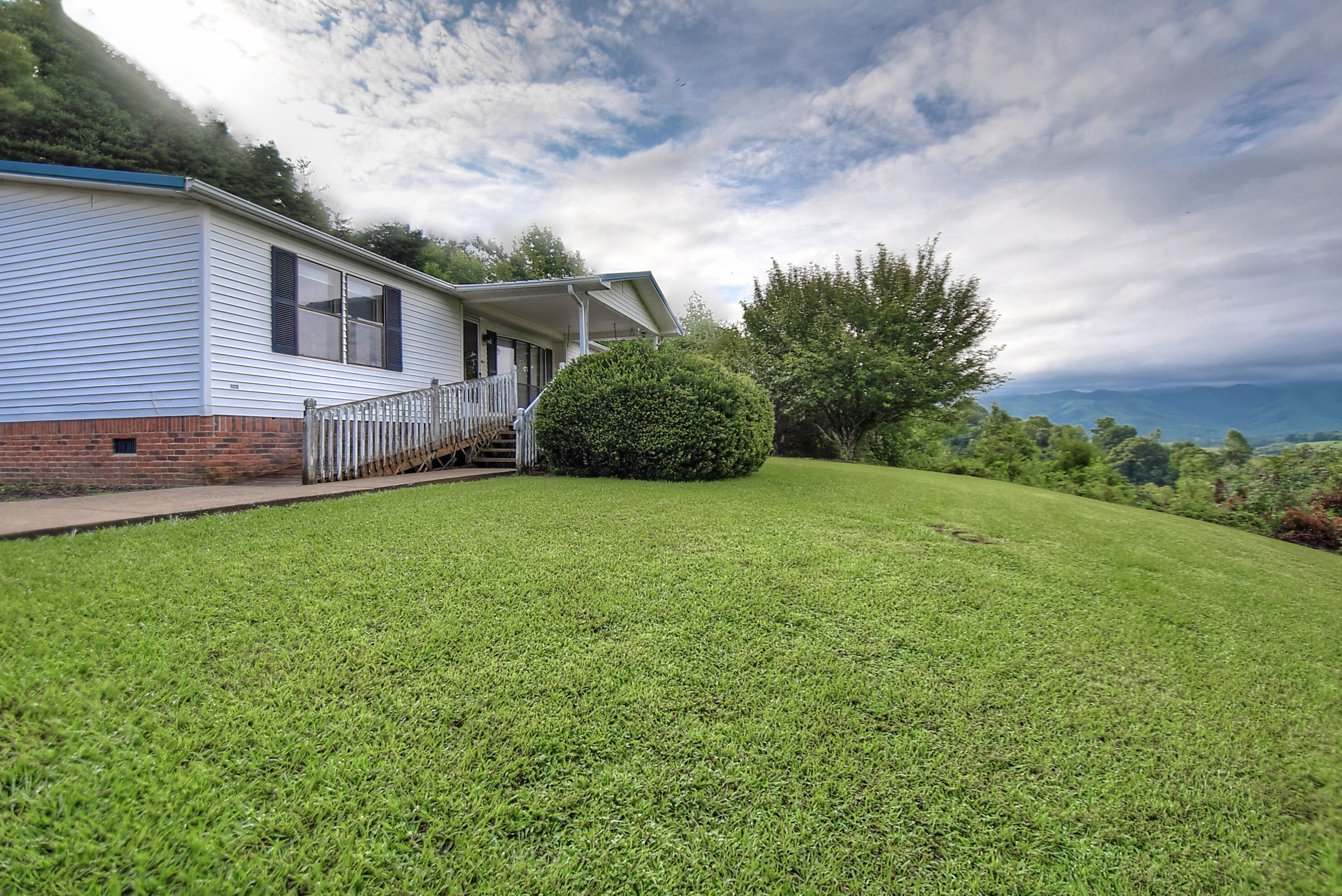 418 Horace Dillow Road