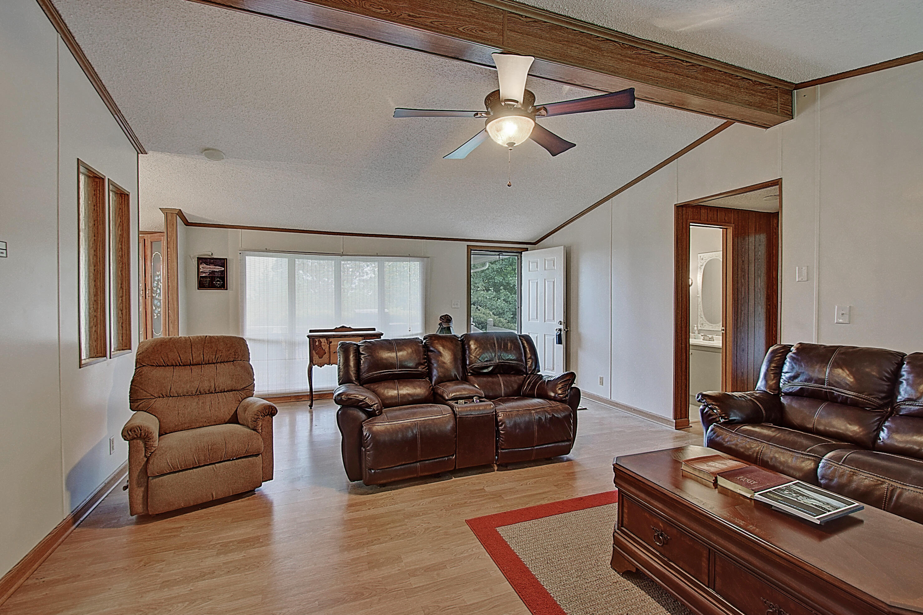 418 Horace Dillow Road Limestone, TN 37681 - Photo 22 of 57 large living room