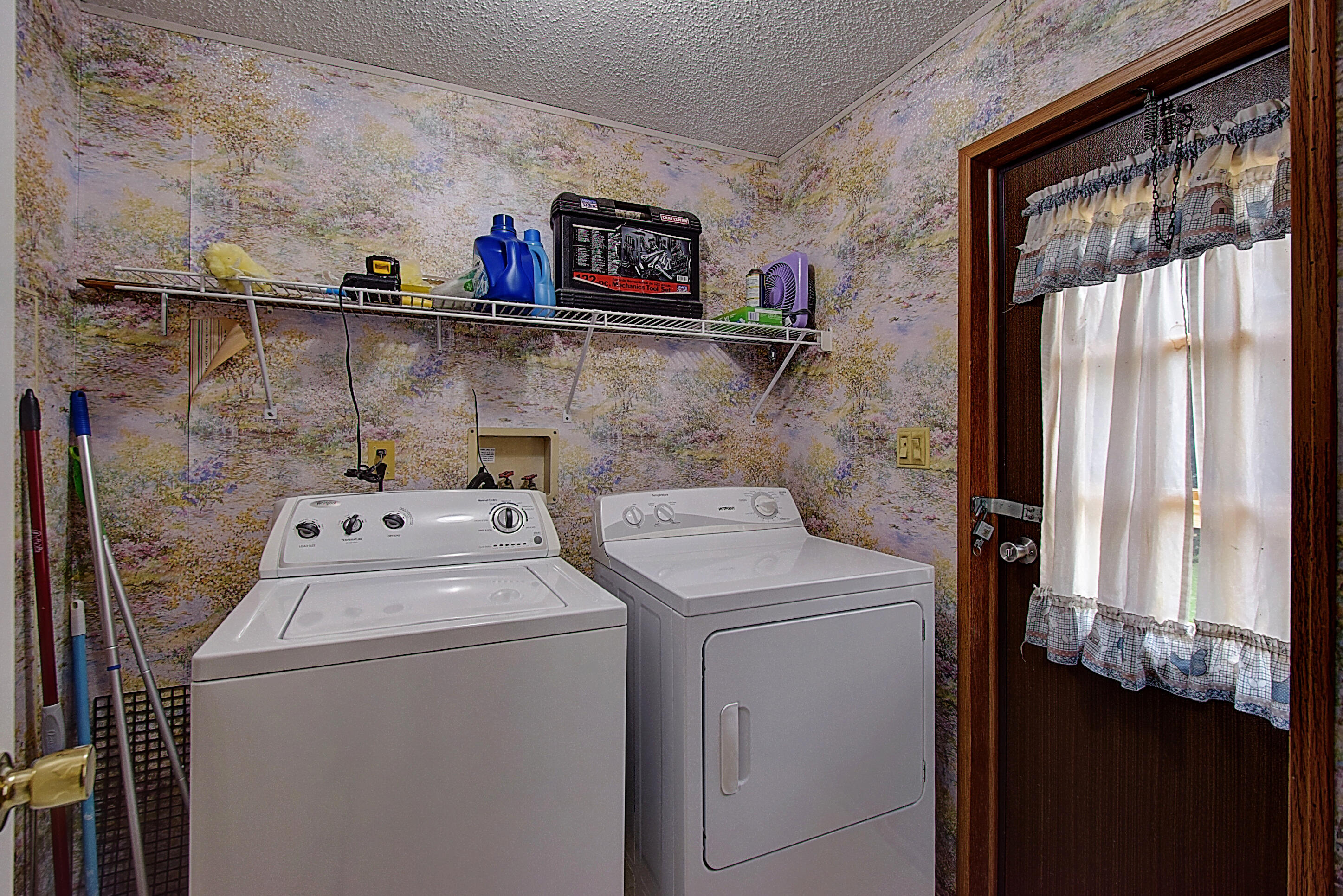 418 Horace Dillow Road Limestone, TN 37681 - Photo 29 of 57 laundry area