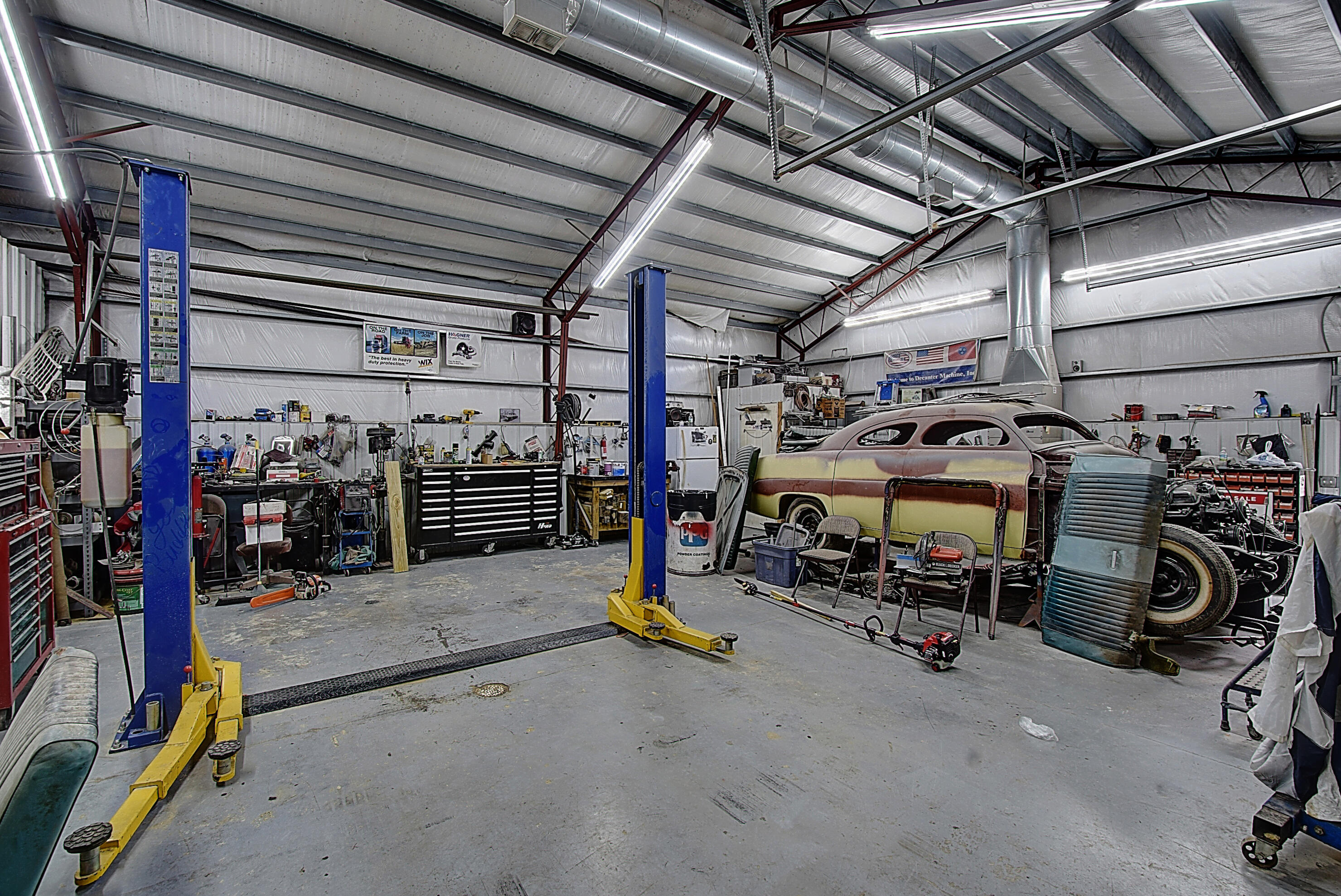 418 Horace Dillow Road Limestone, TN 37681 - Photo 40 of 57 auto lift included