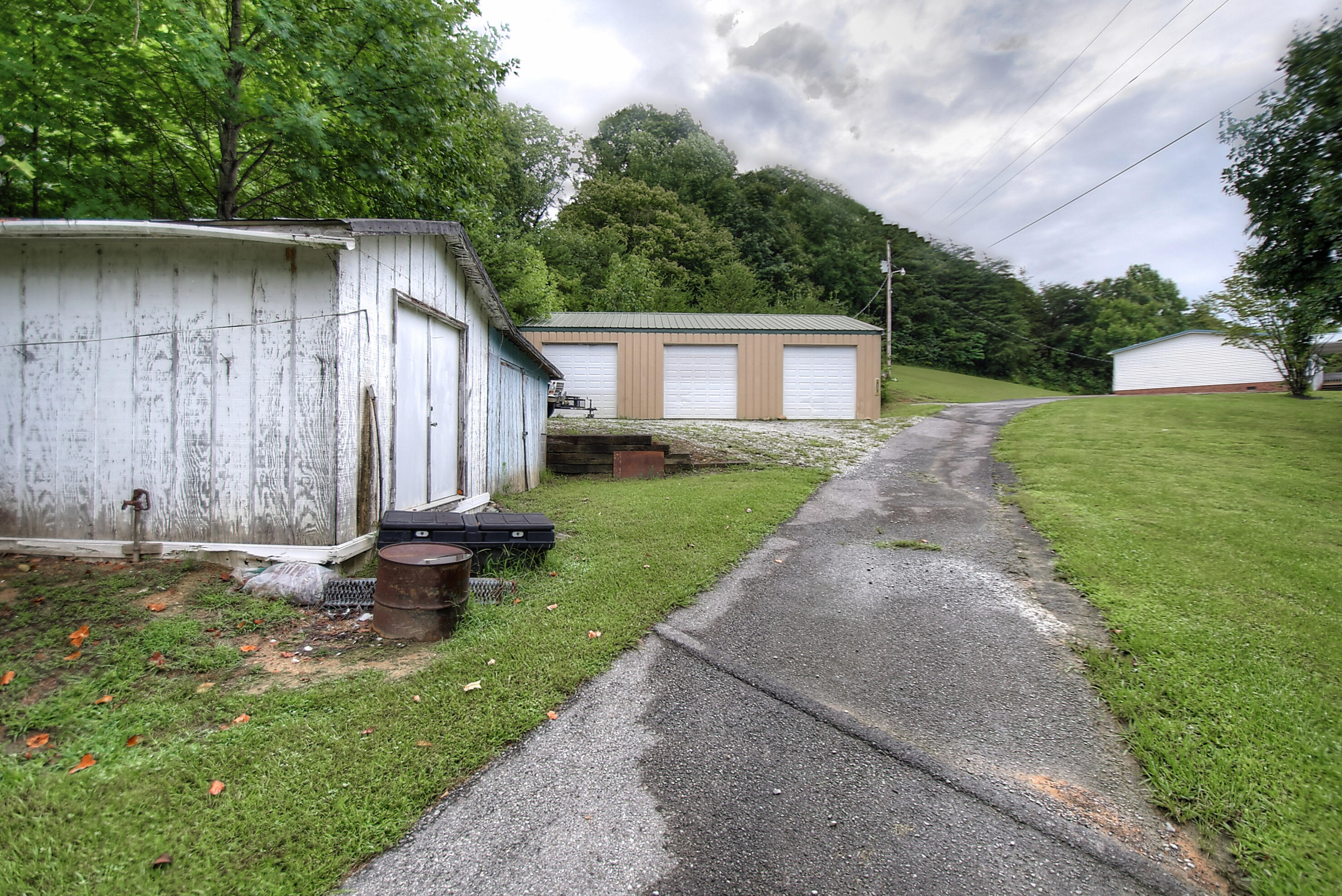 418 Horace Dillow Road Limestone, TN 37681 - Photo 42 of 57 storage/utility building