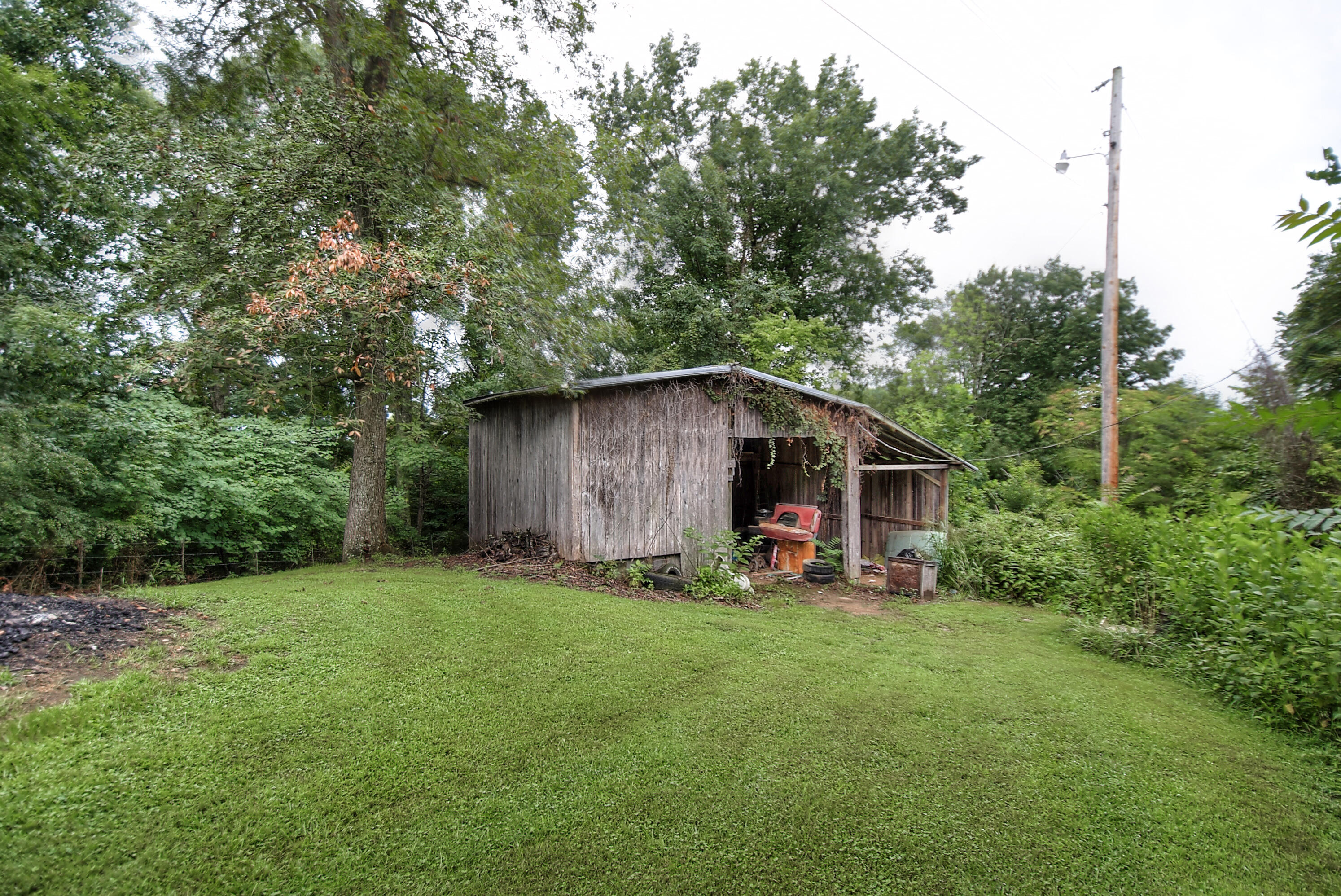 418 Horace Dillow Road Limestone, TN 37681 - Photo 8 of 57 barn
