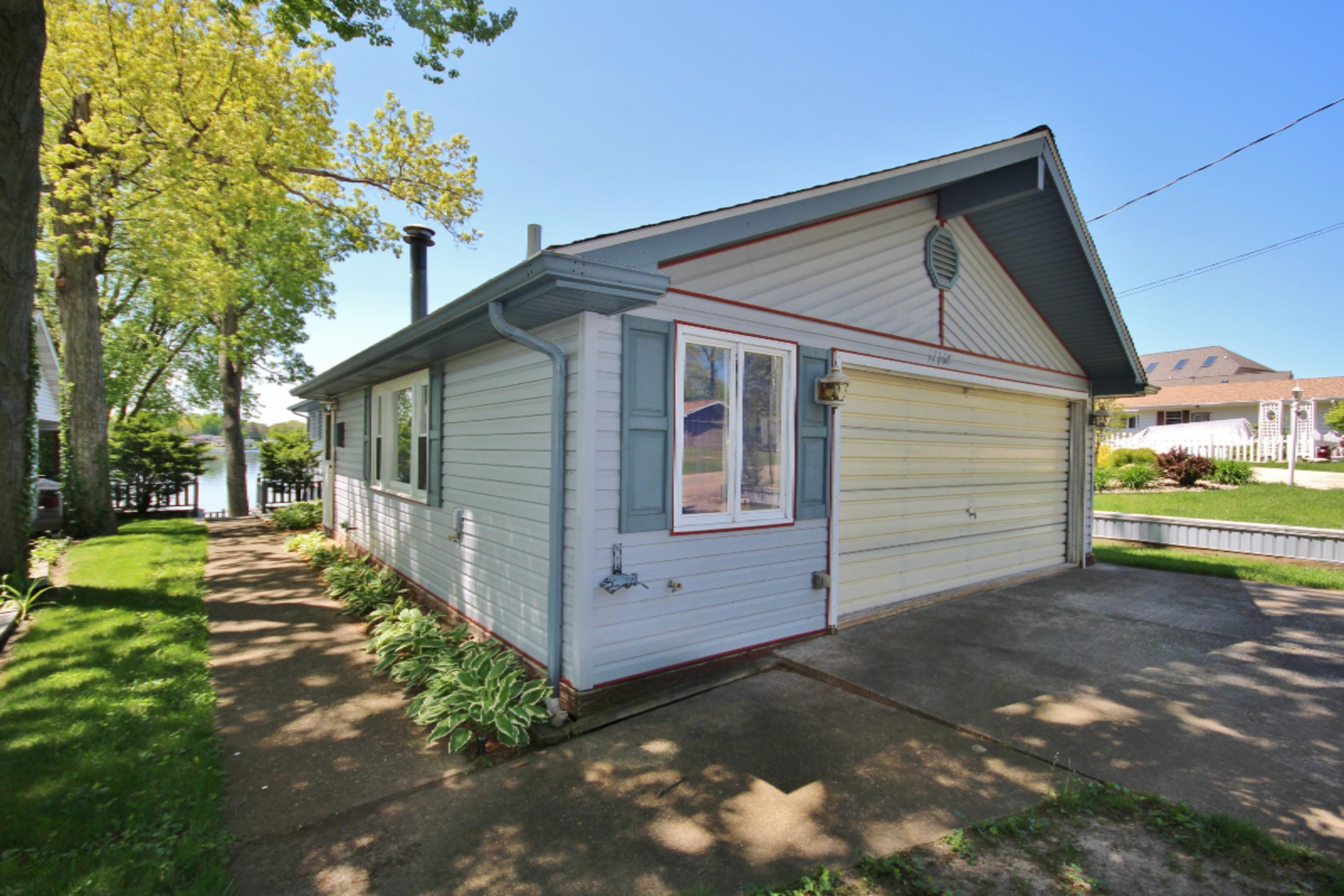 57568 Gearharts Landing Road Three Rivers, MI 49093 - Photo 12 of 40 IMG_0218