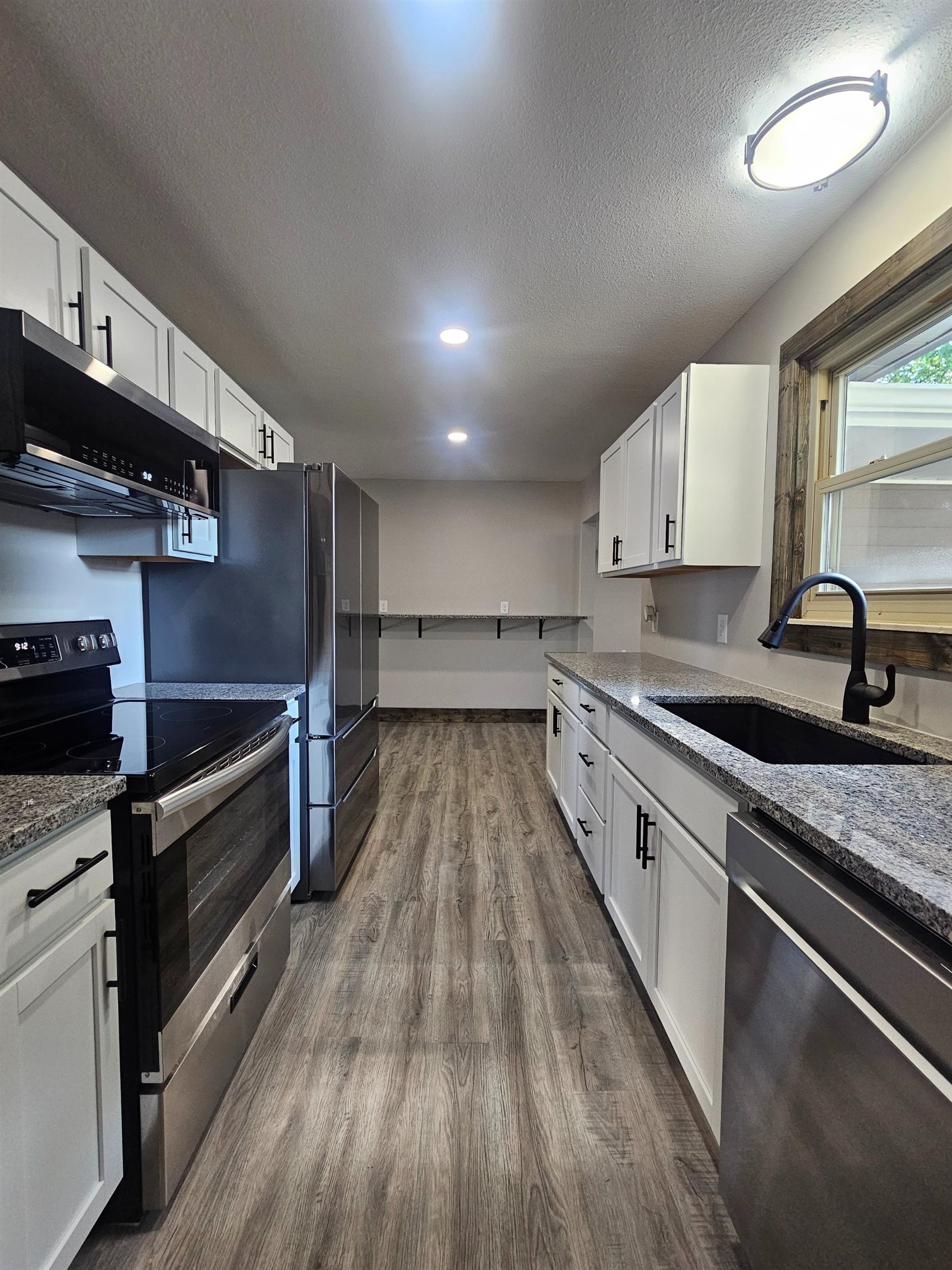 5036 North Belsay Road Flint, MI 48506 - Photo 11 of 48