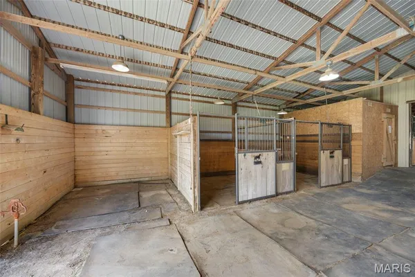 $300,000 | 3218 South S Highway, Winfield, MO 63389