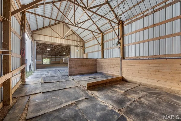 $300,000 | 3218 South S Highway, Winfield, MO 63389