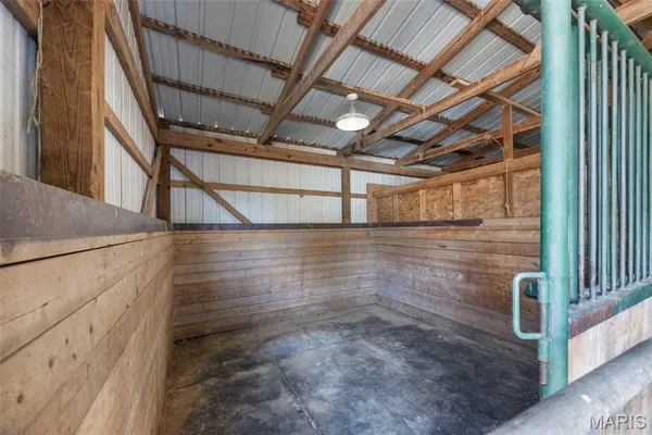 $300,000 | 3218 South S Highway, Winfield, MO 63389