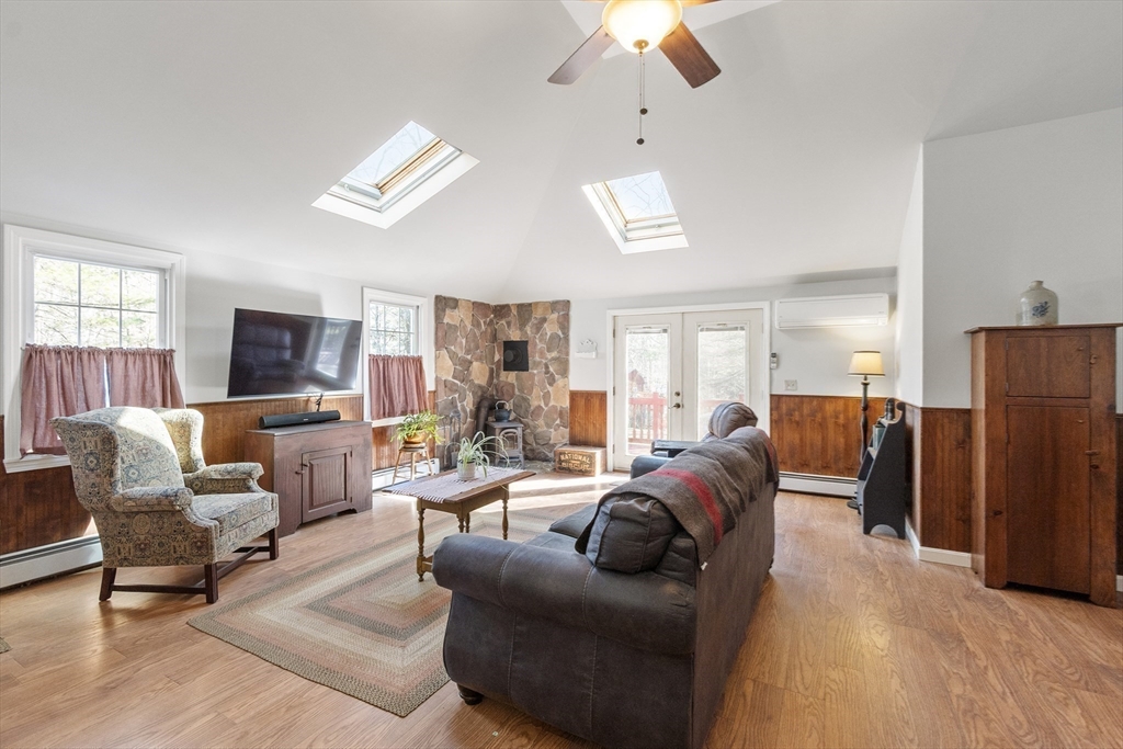 17 Siani Road Leicester, MA 01542 - Photo 6 of 28