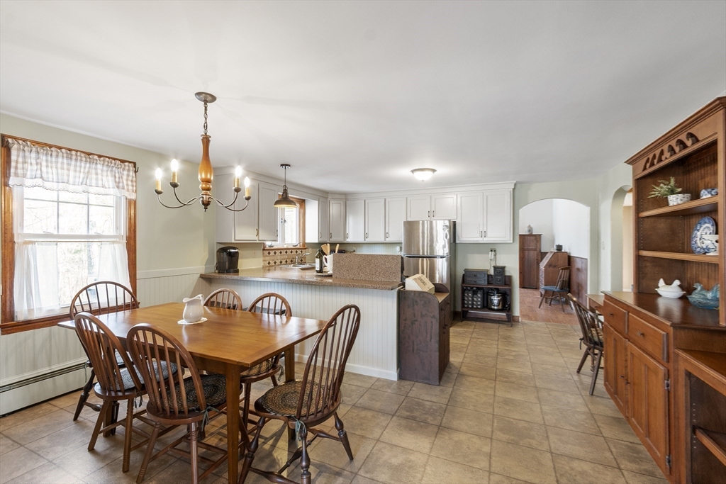 17 Siani Road Leicester, MA 01542 - Photo 10 of 28