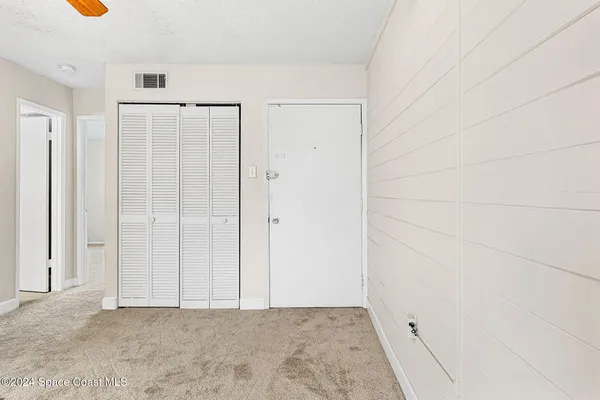 $1,200 | 132 Bristol Court, Melbourne, FL 32935