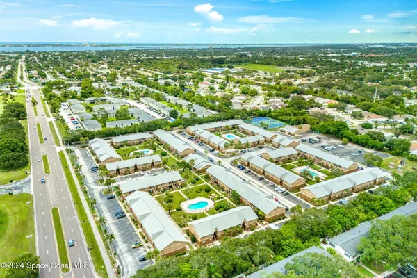 $1,200 | 132 Bristol Court, Melbourne, FL 32935