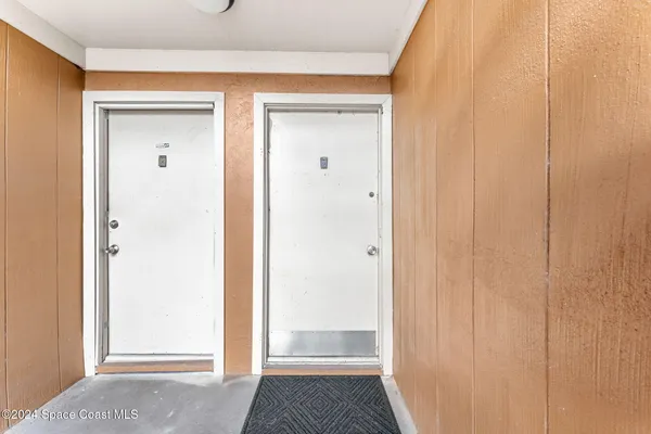 $1,200 | 132 Bristol Court, Melbourne, FL 32935