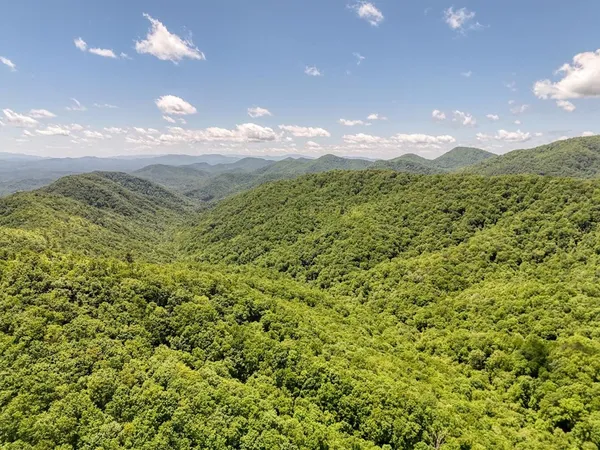 $300,000 | 779 Grindstone Road, Murphy, NC 28906