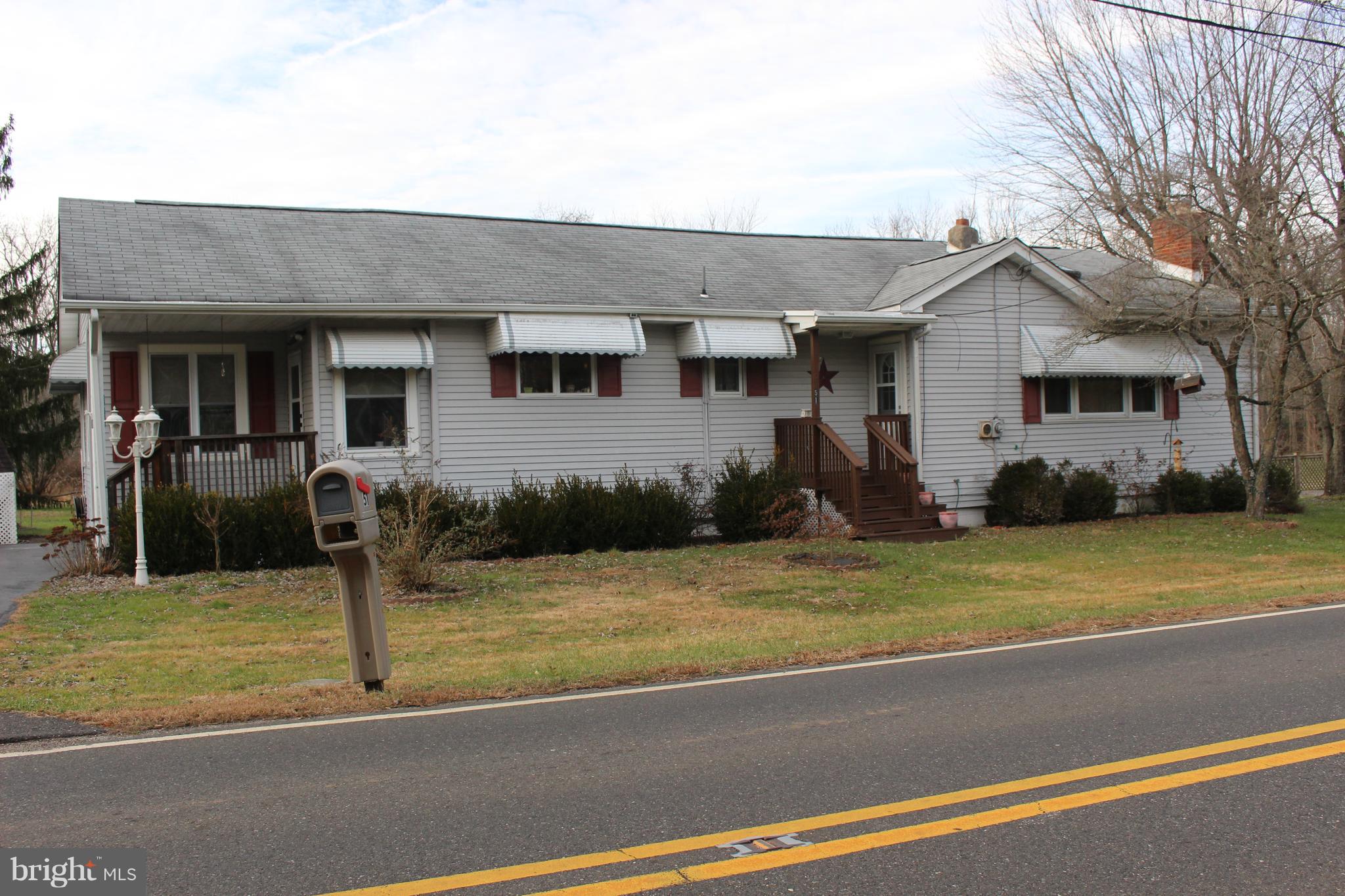 51 Chest-Georgetown Road Columbus, NJ 08022 - Photo 1 of 20