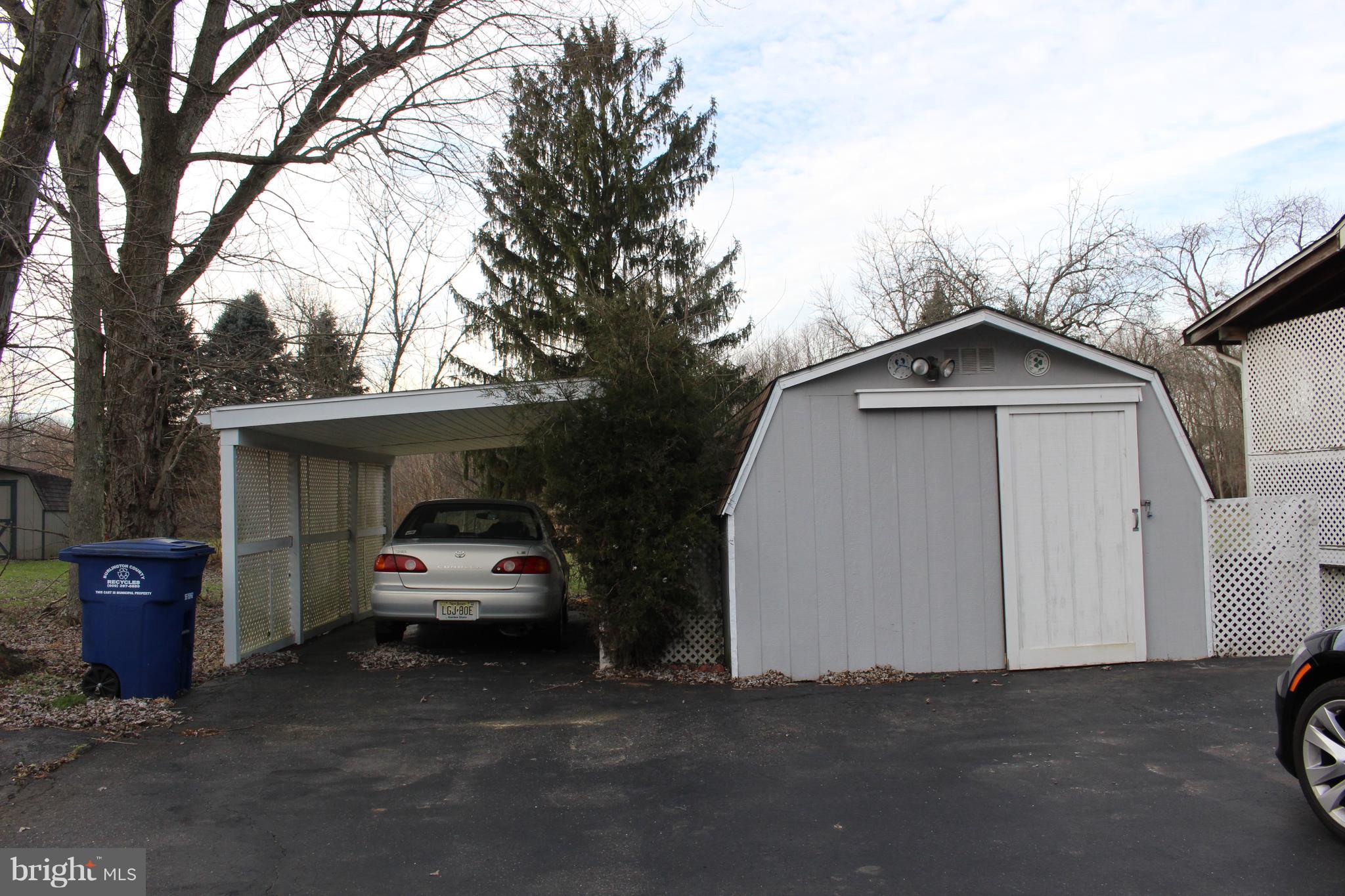 51 Chest-Georgetown Road Columbus, NJ 08022 - Photo 3 of 20