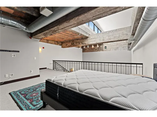 $287,900 | 214 4th Street East, Unit 213, St. Paul, MN 55101