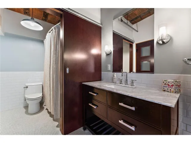 $287,900 | 214 4th Street East, Unit 213, St. Paul, MN 55101