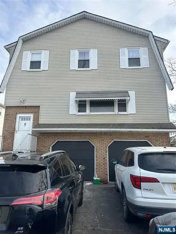$5,000 | 71 Miles Street, Elmwood Park, NJ 07407