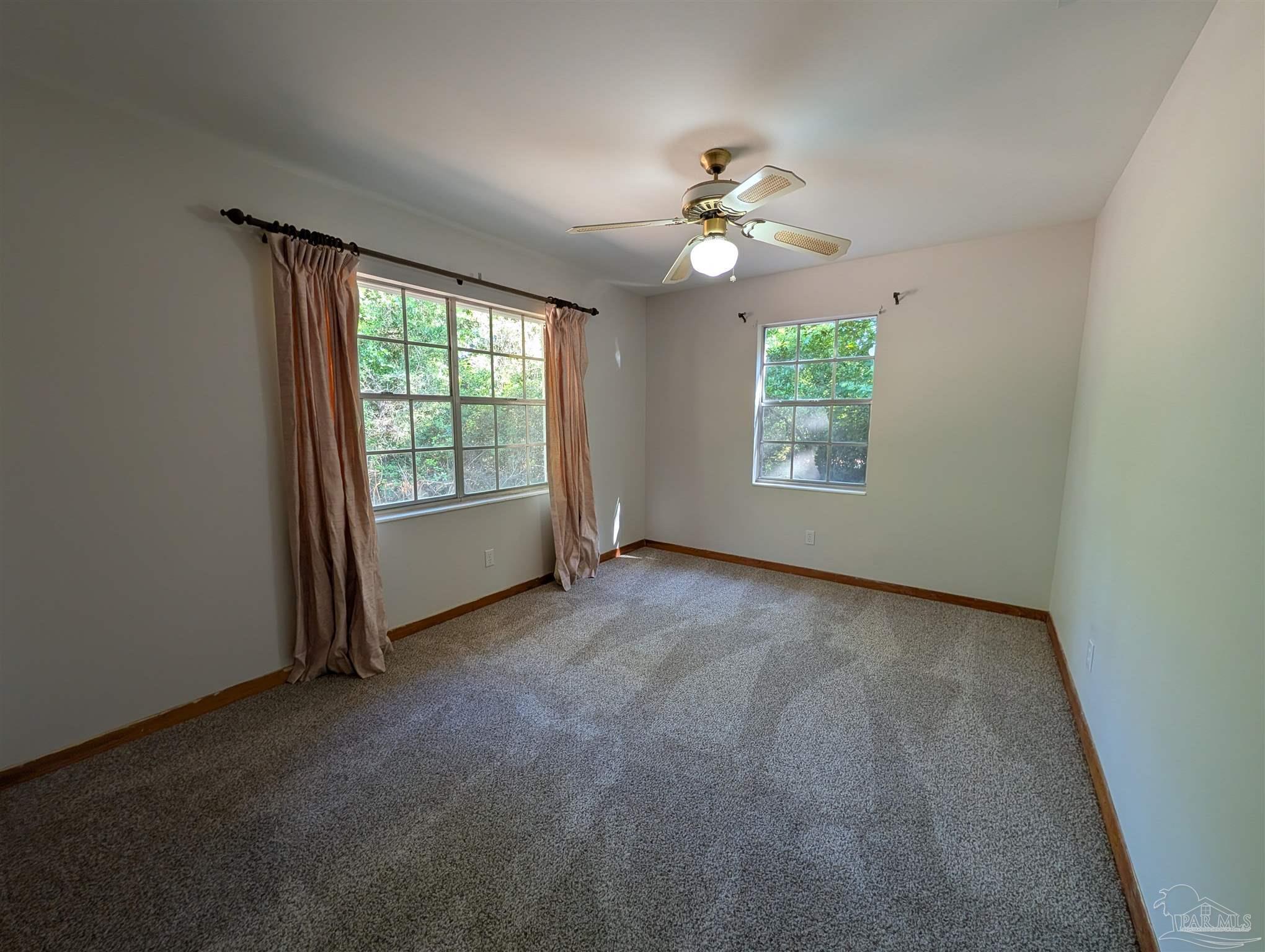 8733 Rebel Road Pensacola, FL 32526 - Photo 15 of 33