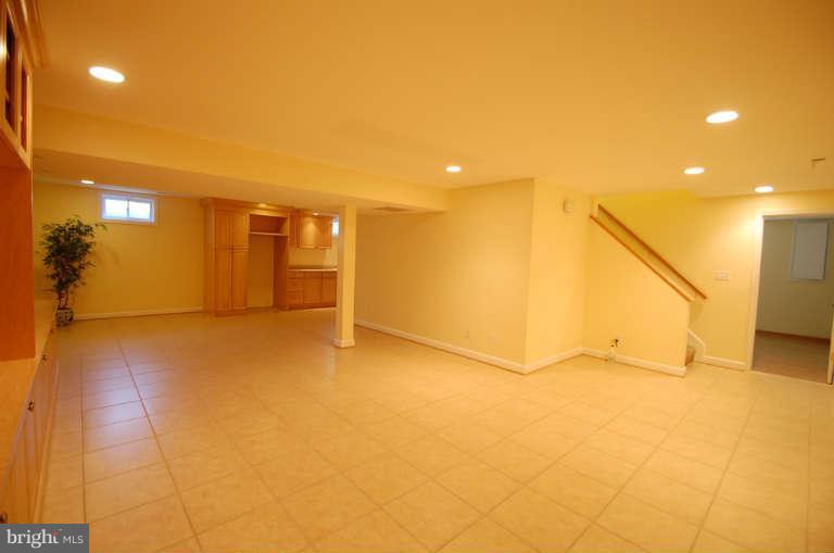 16805 Cashell Road Olney, MD 20832 - Photo 21 of 26 Basement