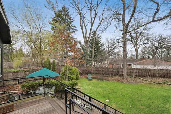 $665,000 | 214 Hancock Avenue, Lake Bluff, IL 60044