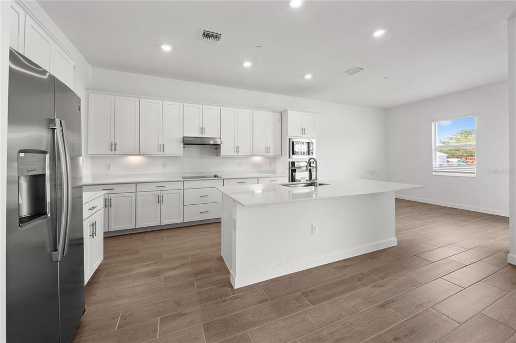 19227 Scallop Loop Lakewood Ranch, FL 34211 - Photo 13 of 36