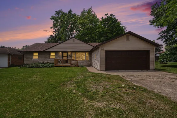$239,900 | 2176 Truman Drive, Benton Harbor, MI 49022
