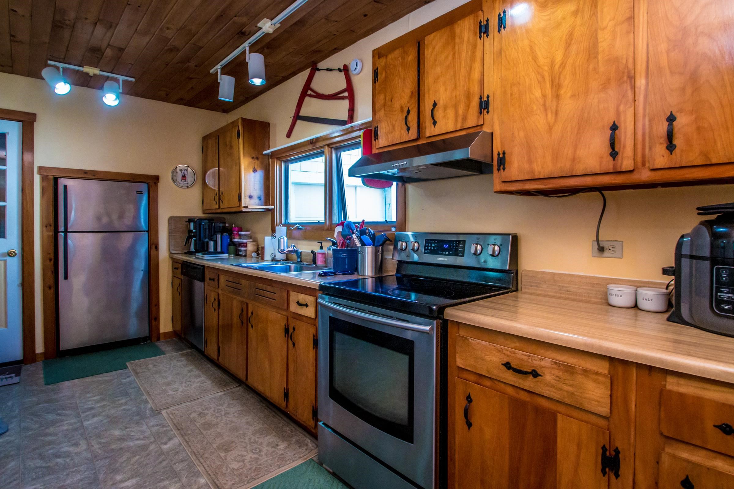 4 Foss Place Lancaster, NH 03584 - Photo 5 of 25 Gallery Image 5