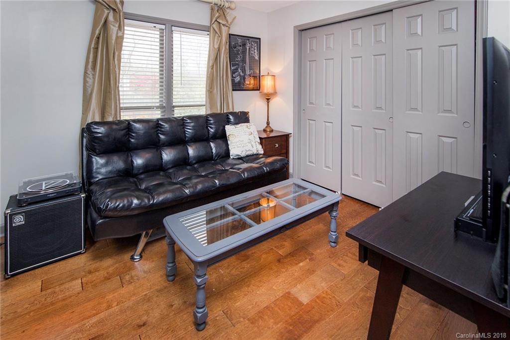 601 Queens Road, Unit F Charlotte, NC 28207 - Photo 12 of 16 Gallery Image 12