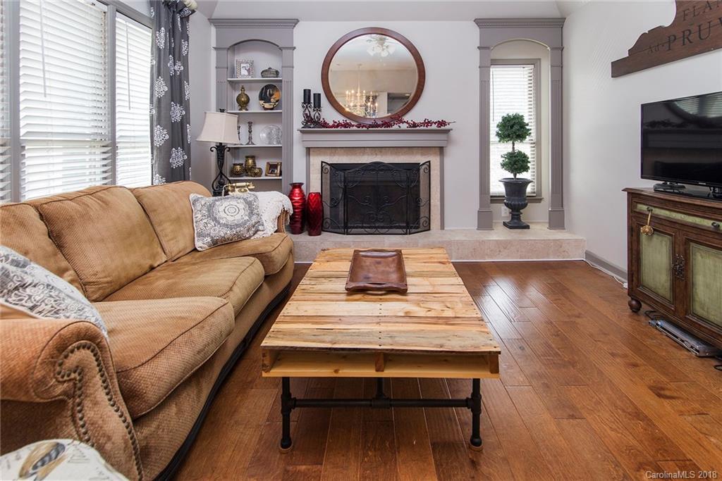 601 Queens Road, Unit F Charlotte, NC 28207 - Photo 4 of 16 Gallery Image 4