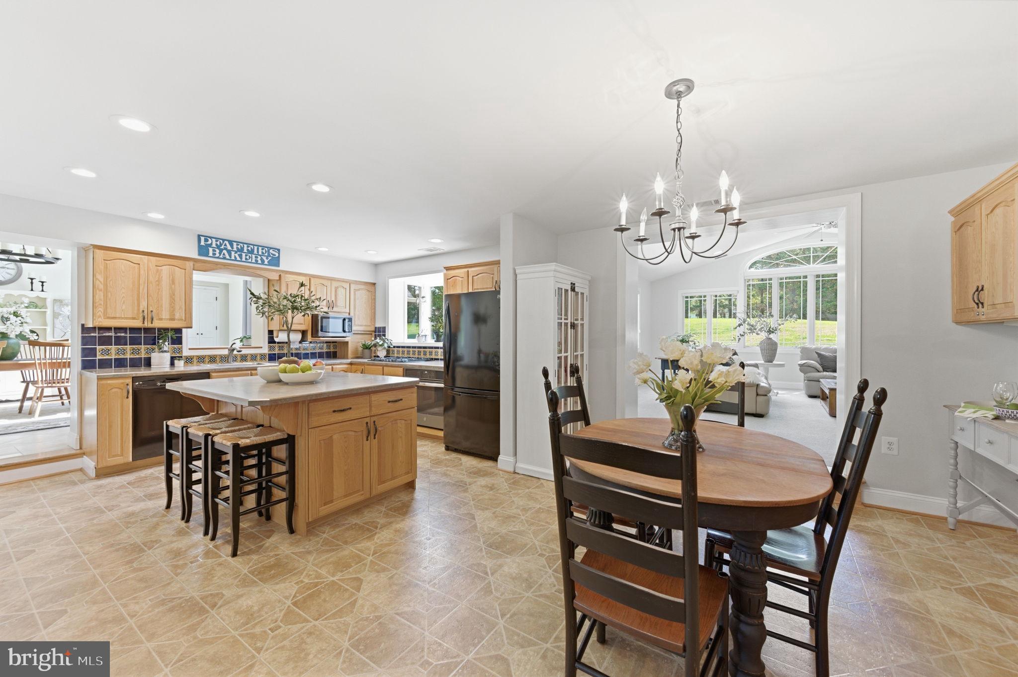 3920 Sharp Road Glenwood, MD 21738 - Photo 16 of 80 Breakfast Area